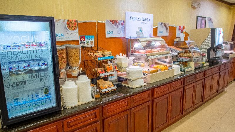 Holiday Inn Express Hotel & Suites Palm Bay By Ihg Exterior photo